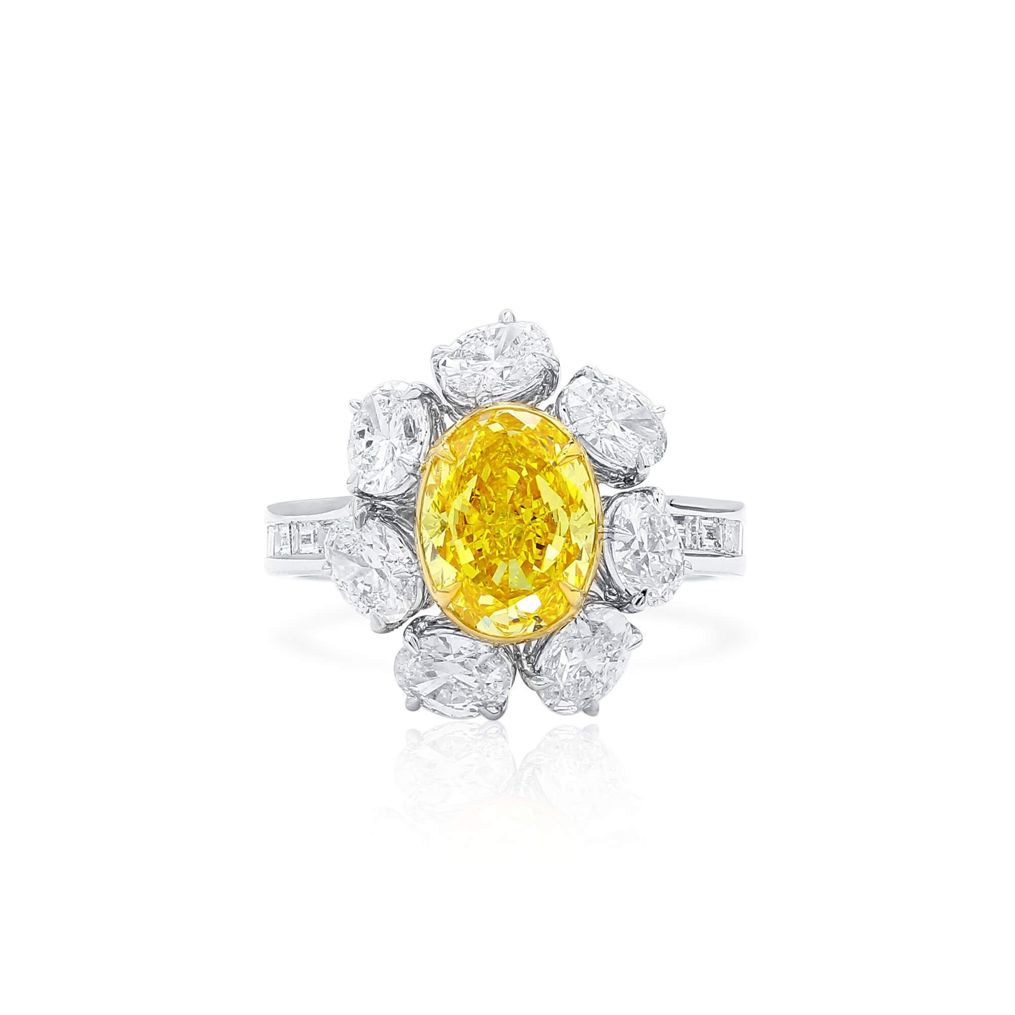 Vivid Yellow Diamond Ring - Dalby Diamonds