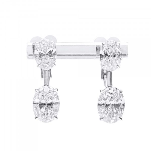 Buy Diamond Earrings Online for Women  1500 Latest Designs  PC Jeweller